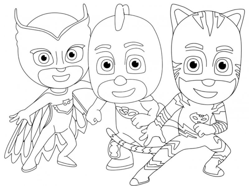 Eroi in pijama de colorat p8